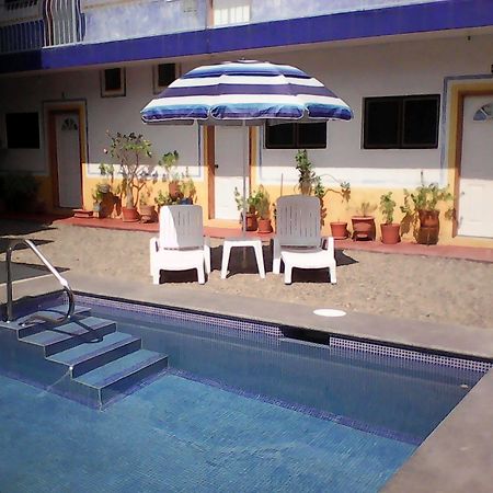 Hotel Sarabi Barra de Navidad Buitenkant foto