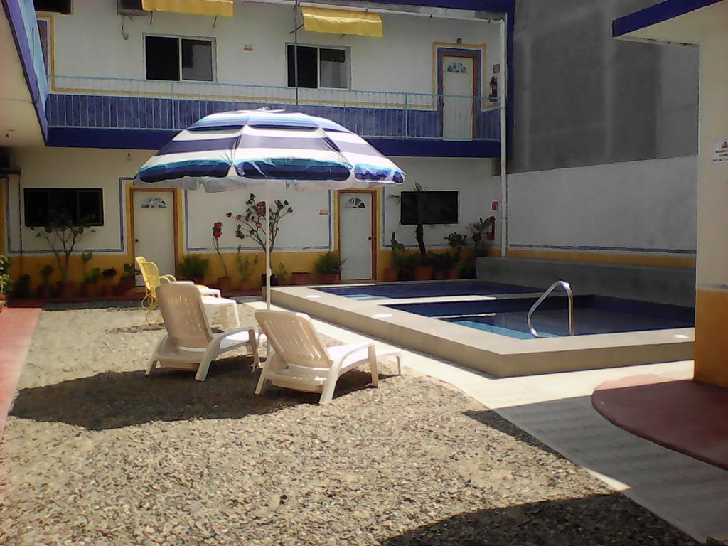 Hotel Sarabi Barra de Navidad Buitenkant foto