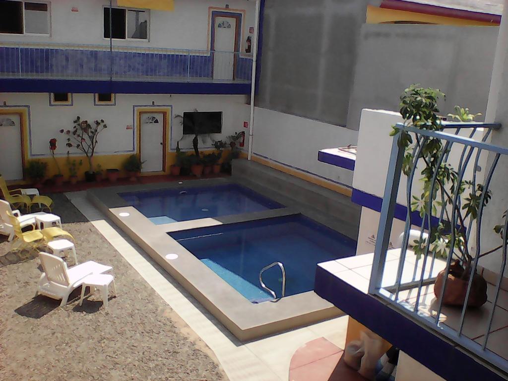 Hotel Sarabi Barra de Navidad Buitenkant foto