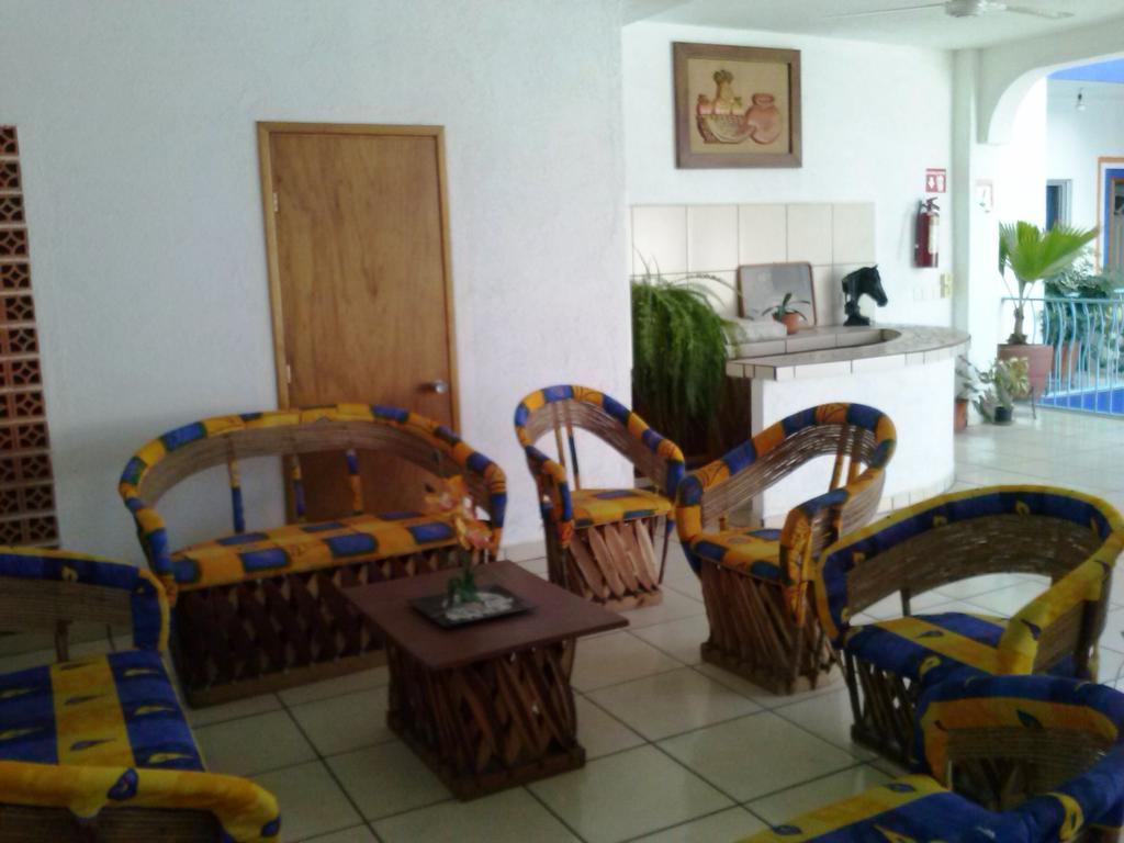 Hotel Sarabi Barra de Navidad Buitenkant foto