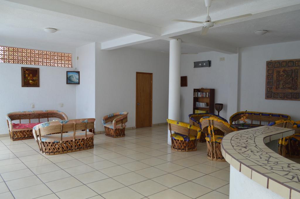 Hotel Sarabi Barra de Navidad Buitenkant foto