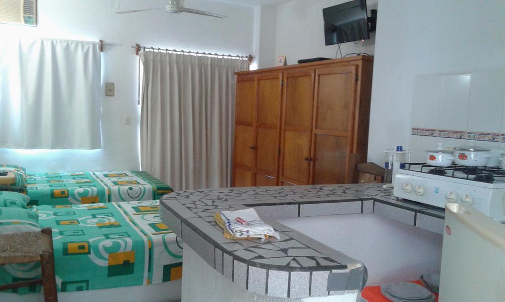 Hotel Sarabi Barra de Navidad Buitenkant foto