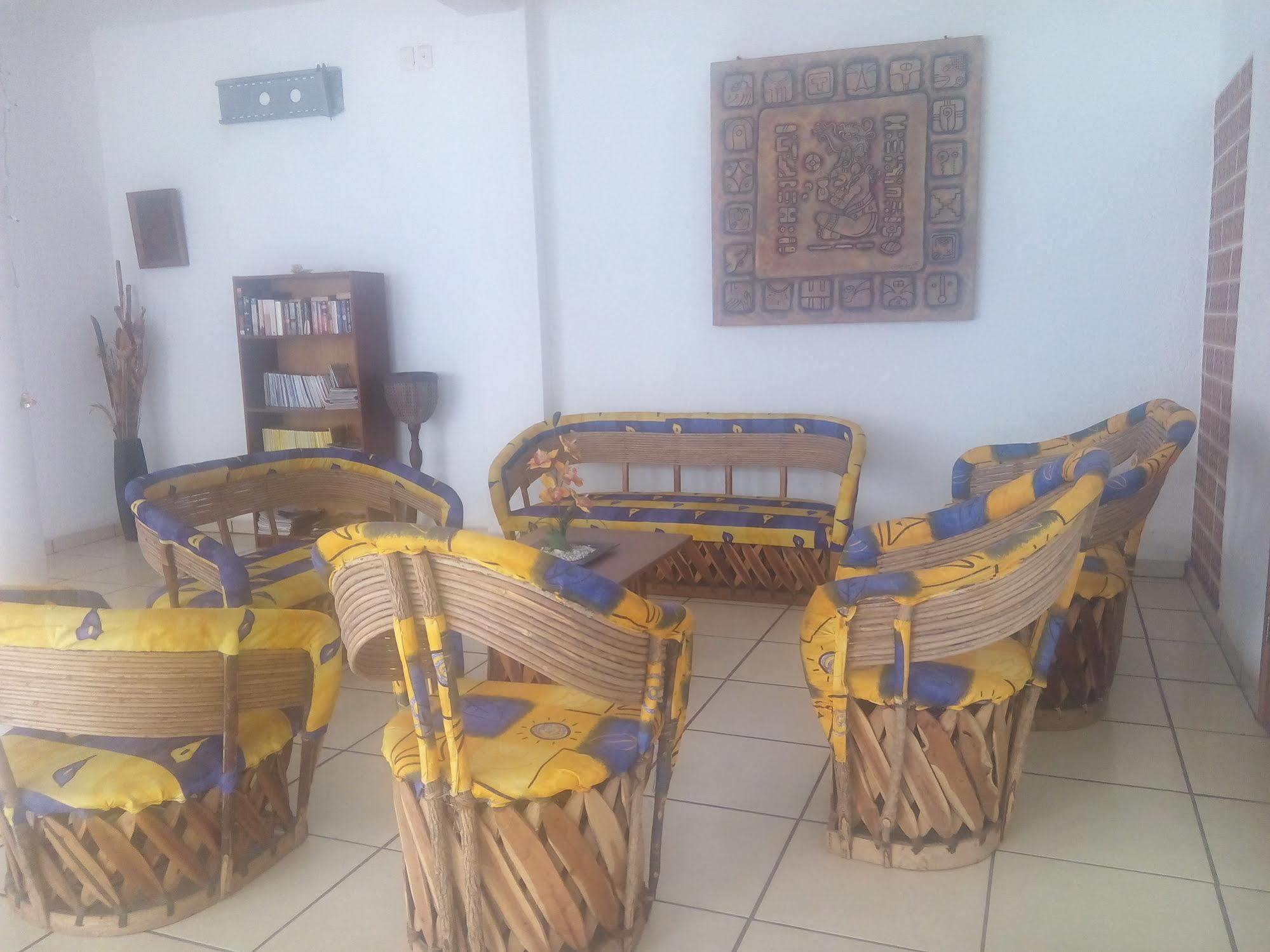 Hotel Sarabi Barra de Navidad Buitenkant foto