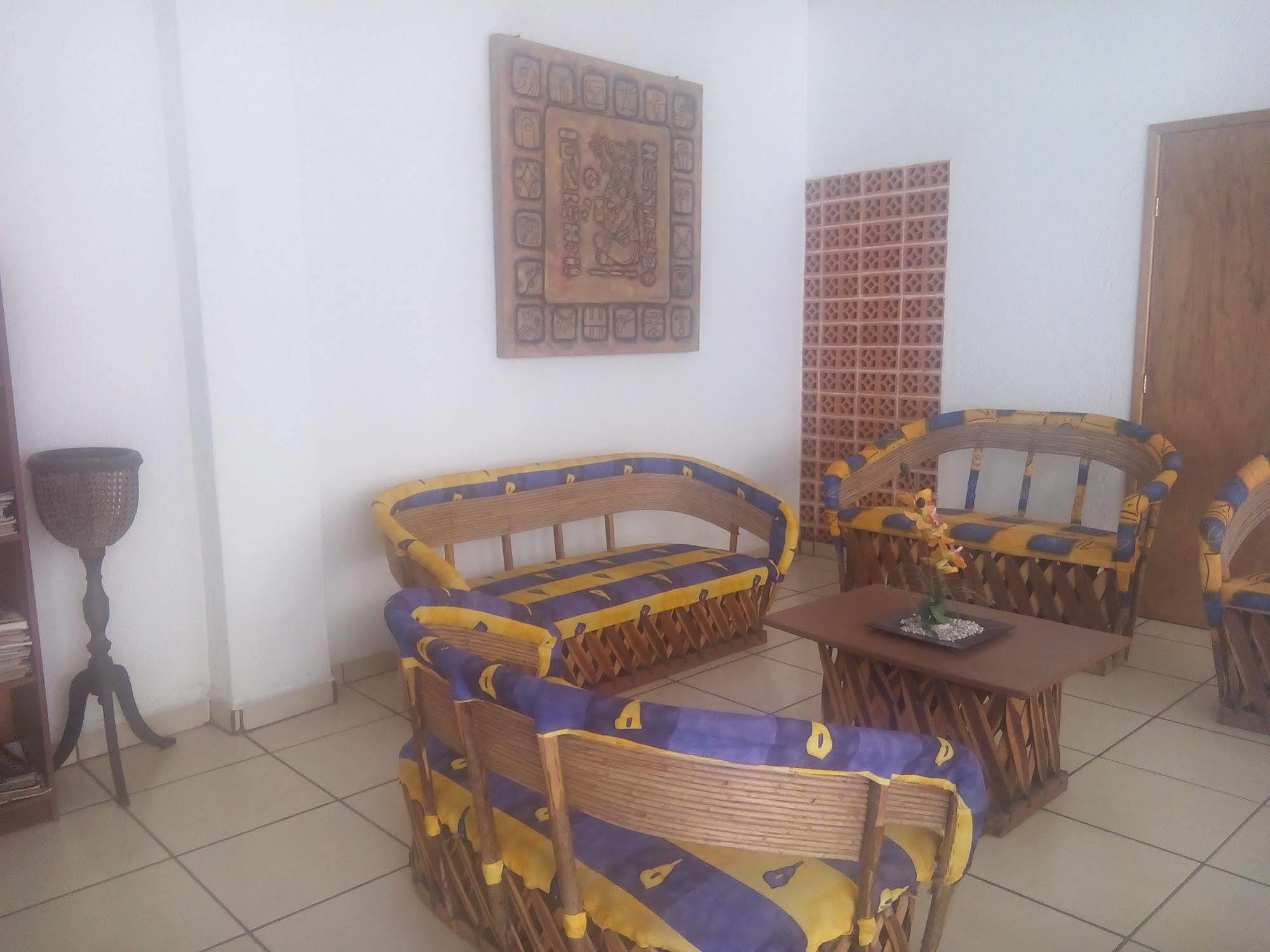 Hotel Sarabi Barra de Navidad Buitenkant foto