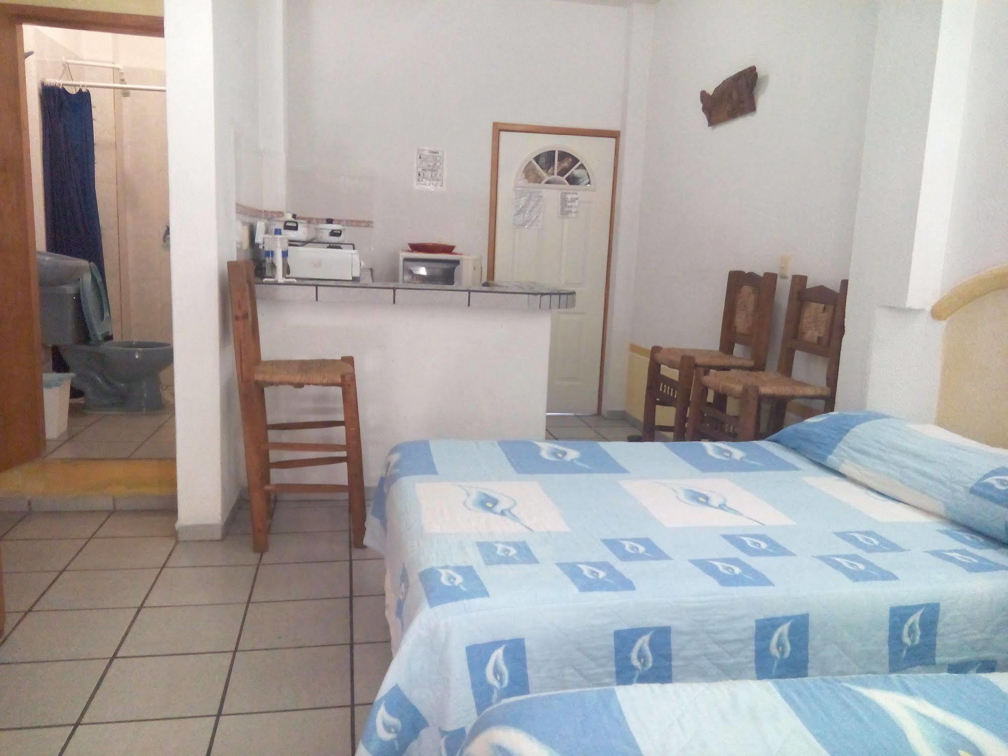 Hotel Sarabi Barra de Navidad Buitenkant foto